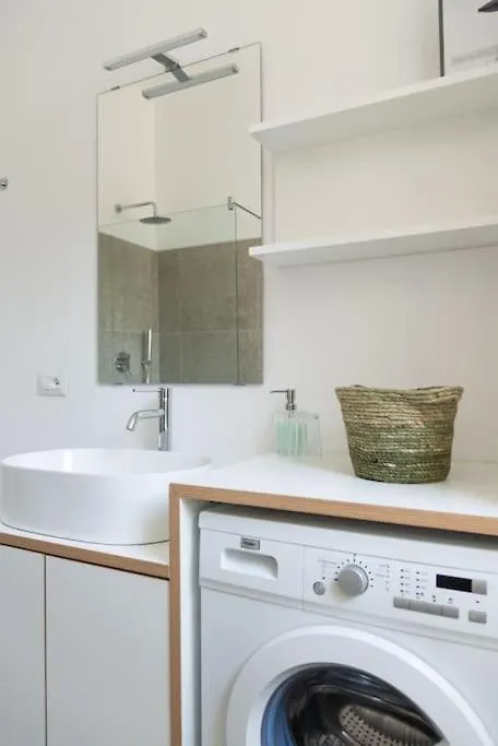 Apartment Youhosty - Garibaldi72 Milan